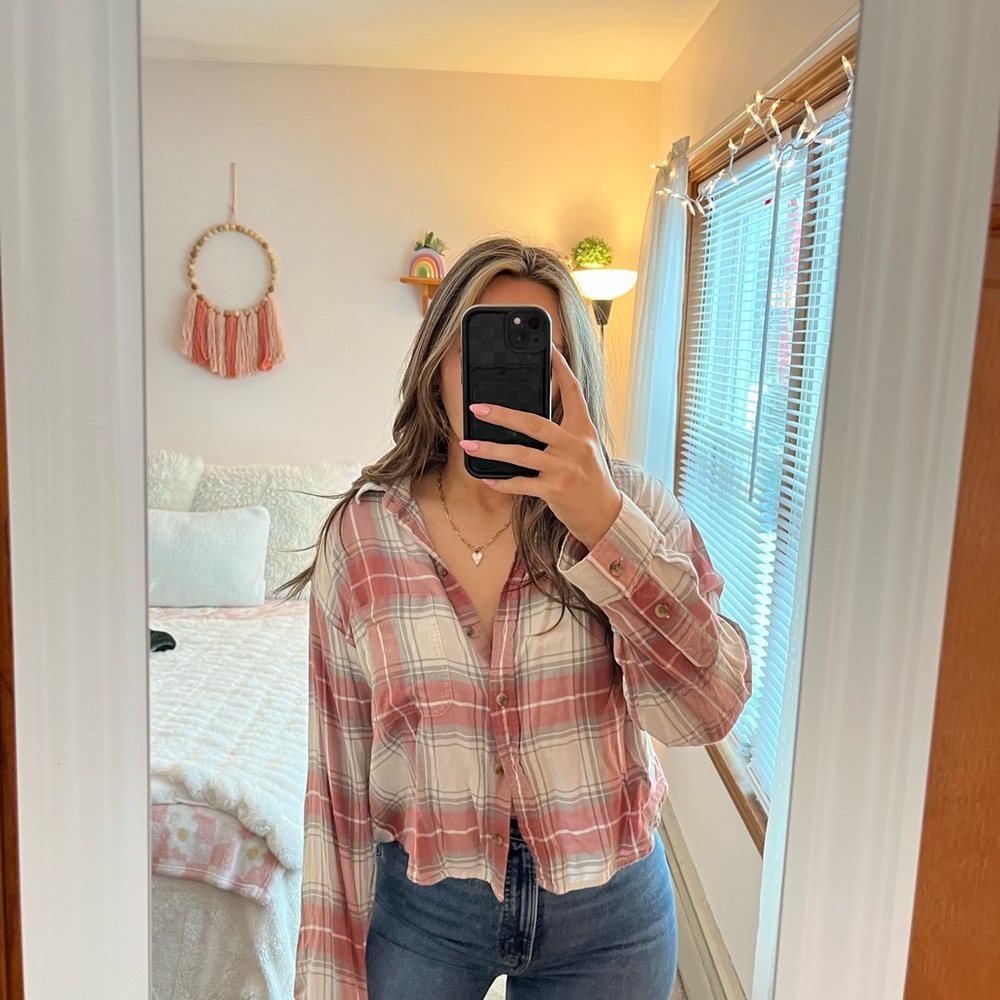 American Eagle Outfitters Pink Plaid Button-Down Shirt
